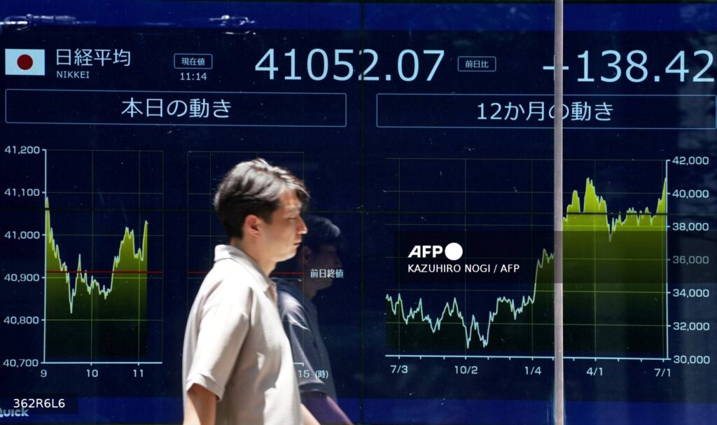 JAPAN-ECONOMY-STOCKS